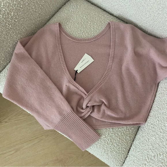 NWT Banana Republic Lightweight Cashmere Twist-Back Sweater 'Dusty Rose Pink' XS - Picture 3 of 9